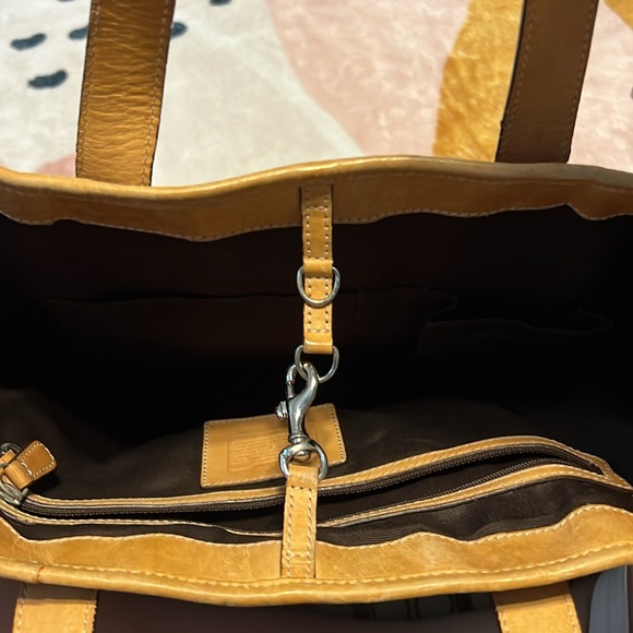 Vintage authentic Coach shoulder bag - Picture 11 of 11